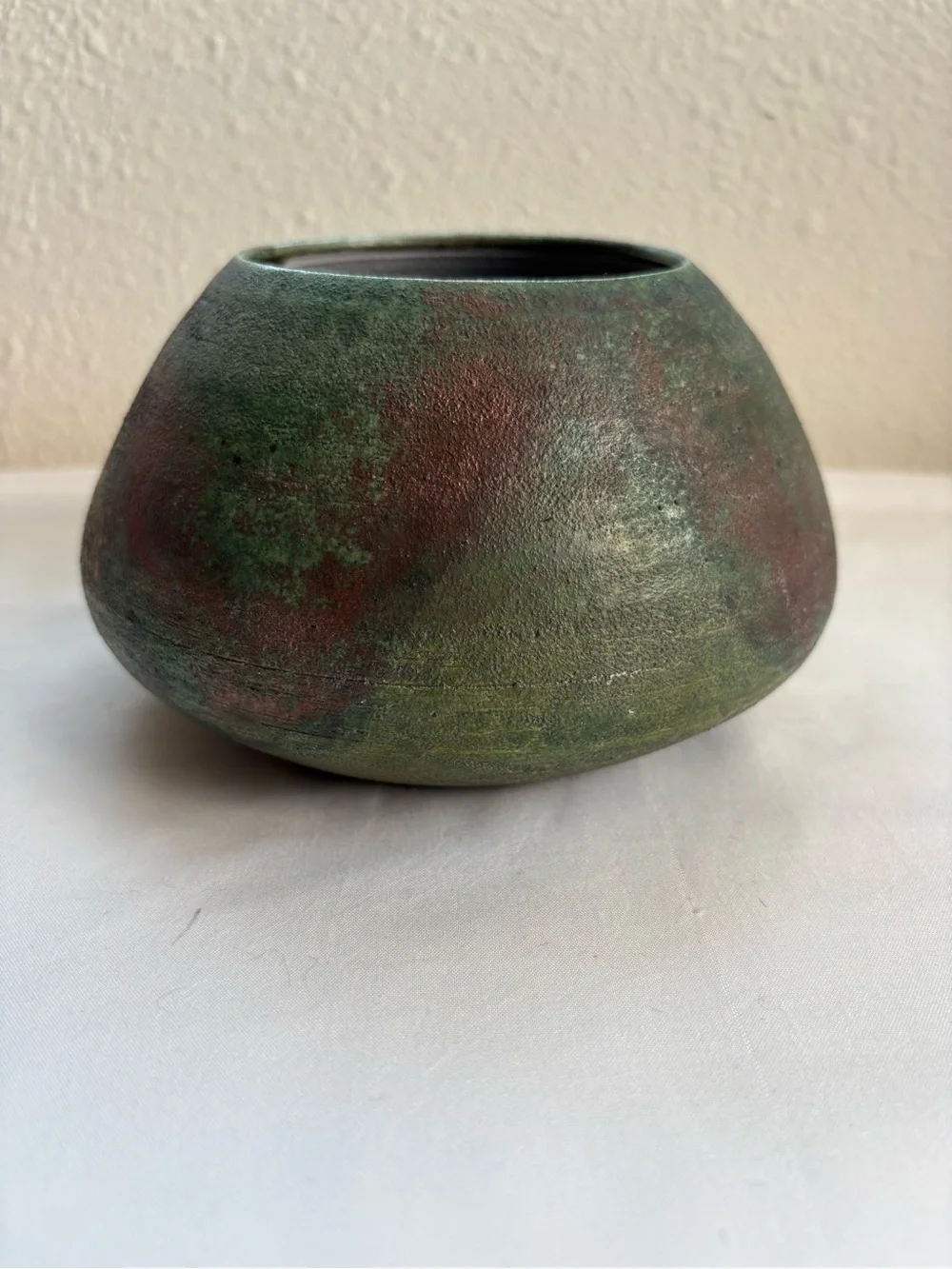 N/A green pottery